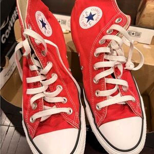 Converse unisex Red Canvas Sneakers